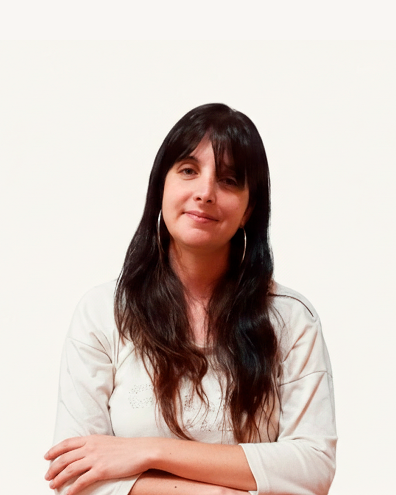 Nora Dragón diseñadora gráfica